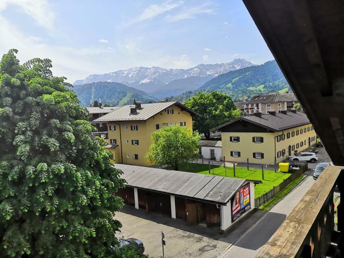 Lovely City Center Apartment Garmisch-Partenkirchen Kültér fotó